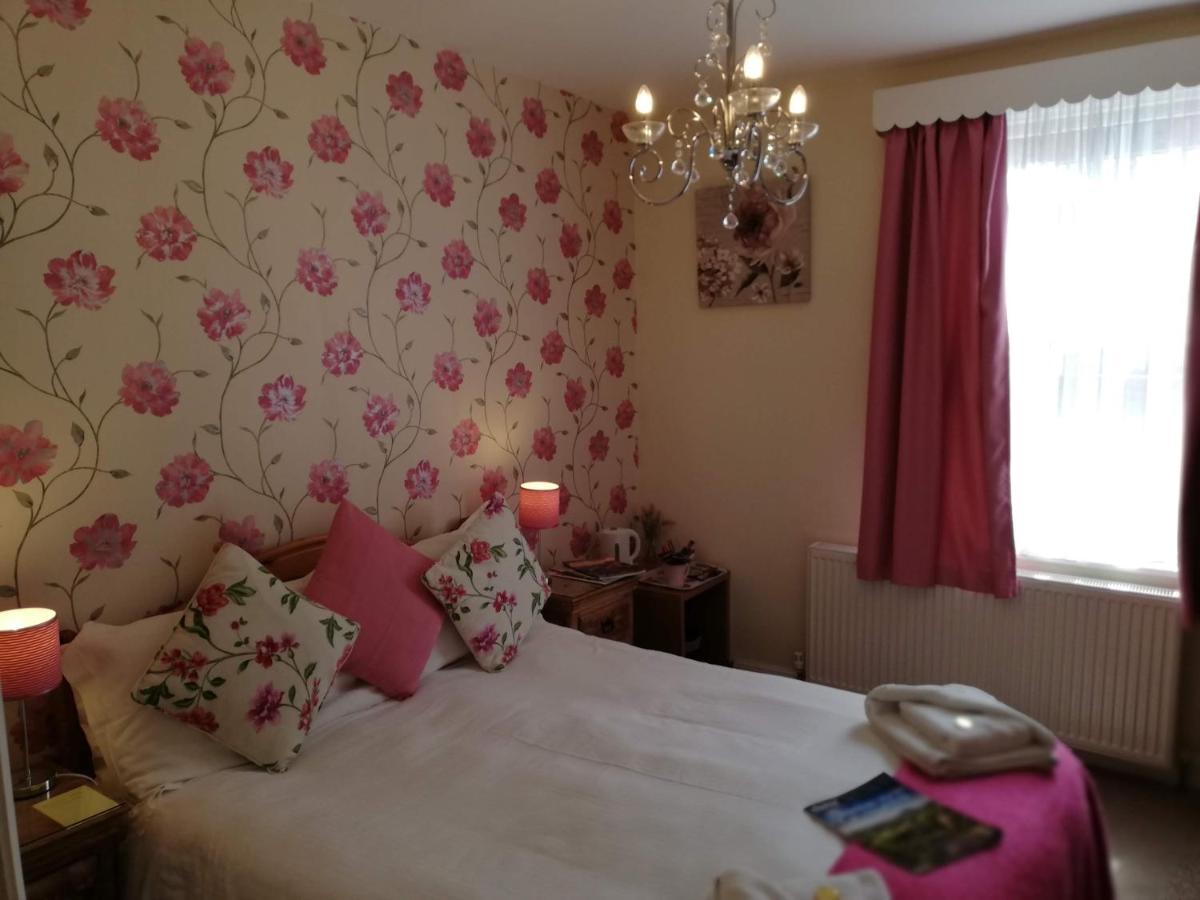 Esplanade Gardens B&B スカーバラ エクステリア 写真