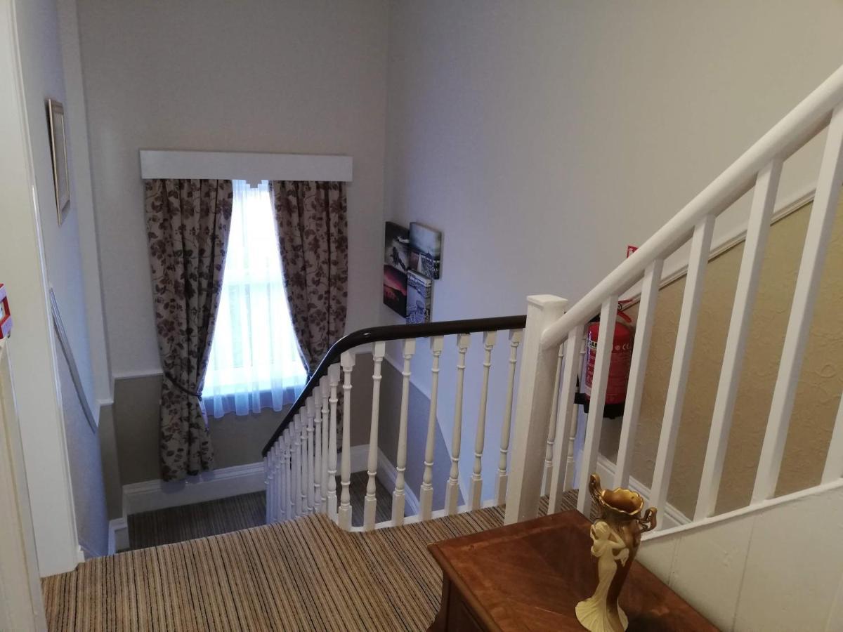 Esplanade Gardens B&B スカーバラ エクステリア 写真